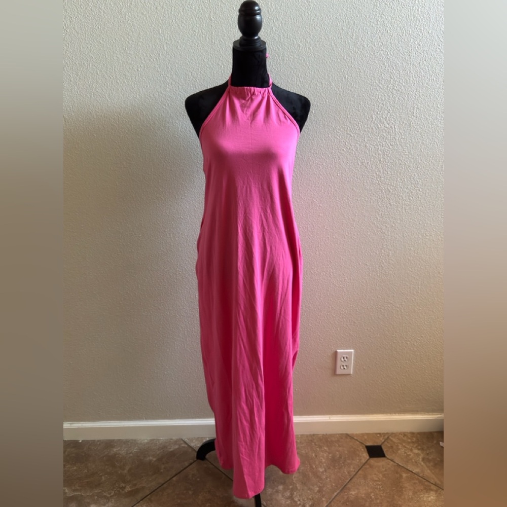 BOO HOO Pink Halter Maxi Dress